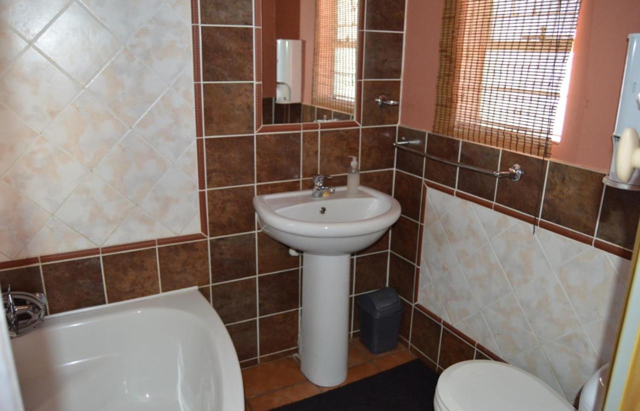 House Ebony B&B Newcastle Zewnętrze zdjęcie